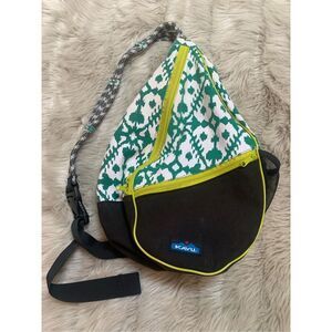 KAVU Rope Sling Bag Backpack Adjustable Green White/Black